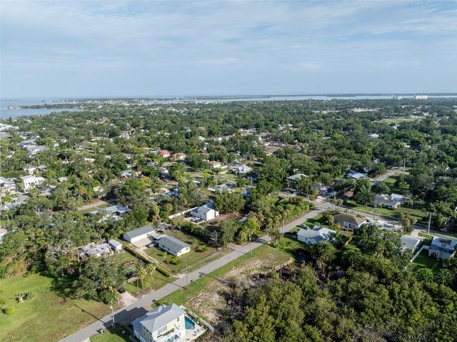 13TH AVENUE W, Palmetto, FL 34221