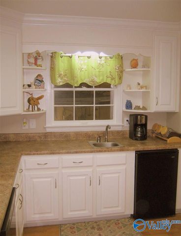 4000 Garth Road, Huntsville, AL 35801