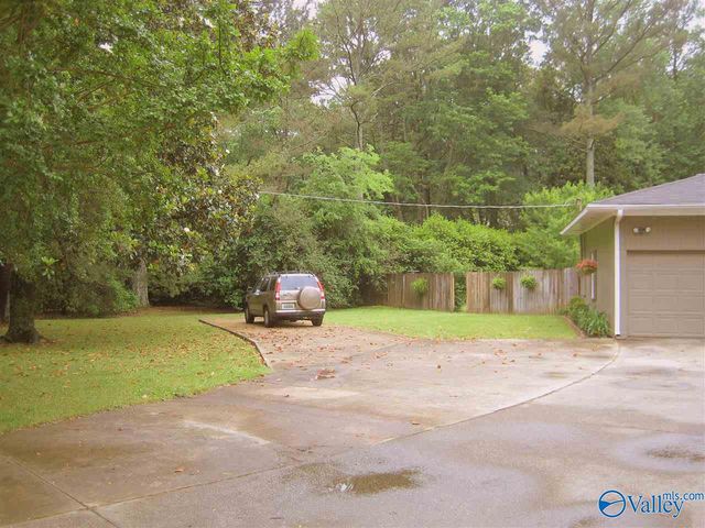 4000 Garth Road, Huntsville, AL 35801
