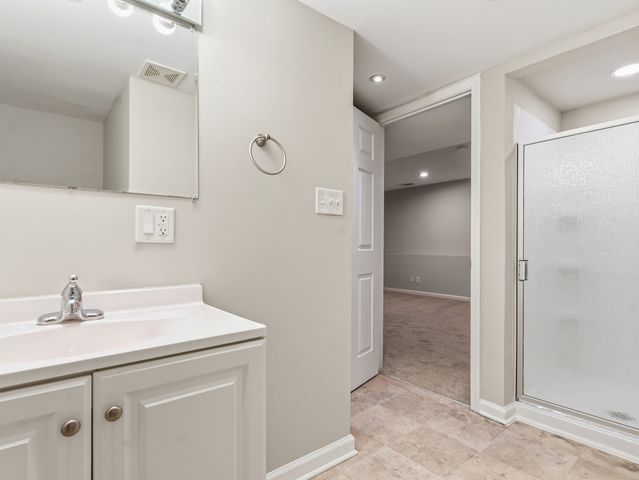 105 Blackhawk Drive, Minooka, IL 60447