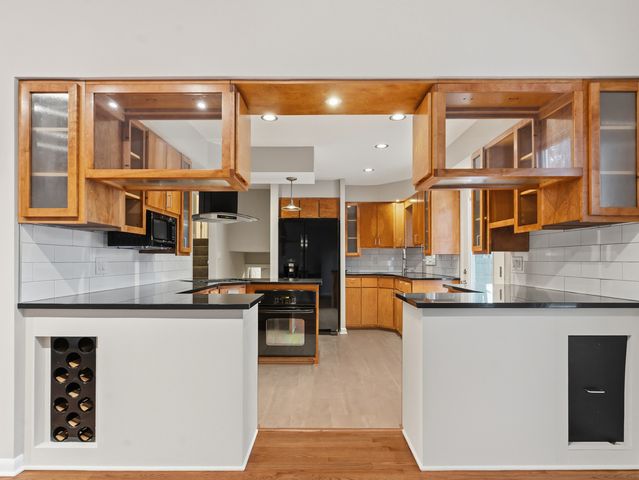 105 Blackhawk Drive, Minooka, IL 60447