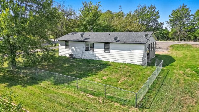 1166 N Business Highway 78, Blue Ridge, TX 75424