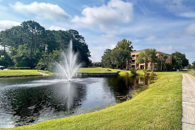 610 FAIRWAY Drive 207, St. Augustine, FL 32084