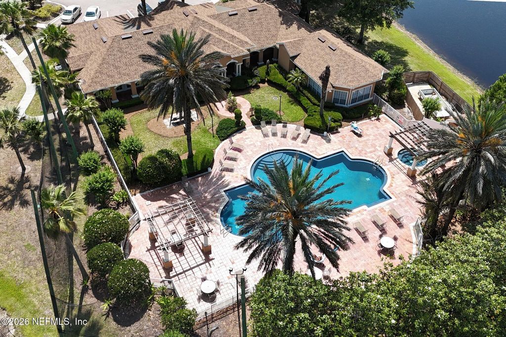 610 FAIRWAY Drive 207, St. Augustine, FL 32084
