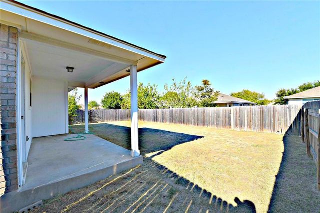 1110 Henderson DR, Leander, TX 78641