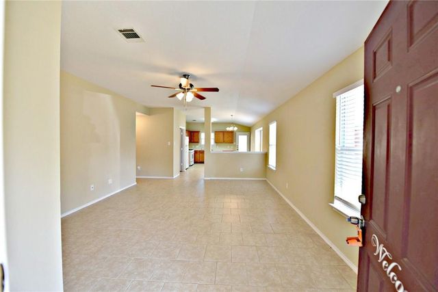 1110 Henderson DR, Leander, TX 78641