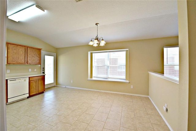 1110 Henderson DR, Leander, TX 78641