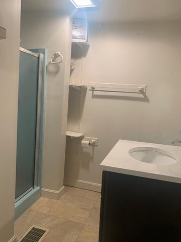 2076 Revere Beach Park Way, Everett, MA 02149