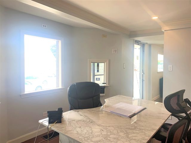 2076 Revere Beach Park Way, Everett, MA 02149