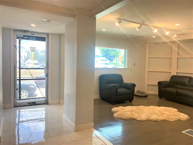 2076 Revere Beach Park Way, Everett, MA 02149