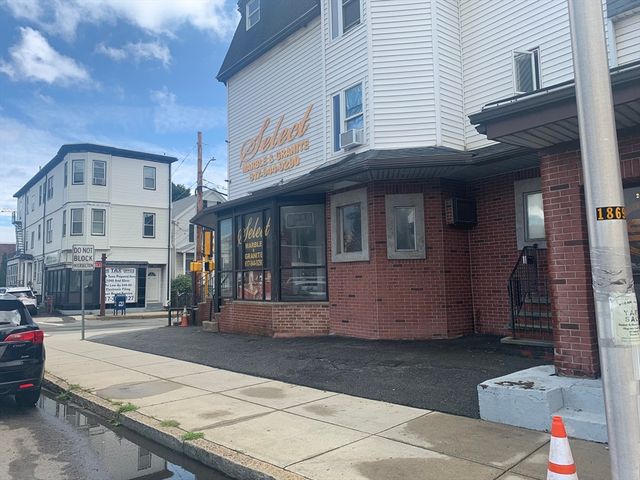 2076 Revere Beach Park Way, Everett, MA 02149