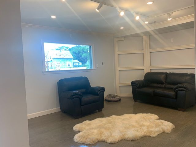 2076 Revere Beach Park Way, Everett, MA 02149