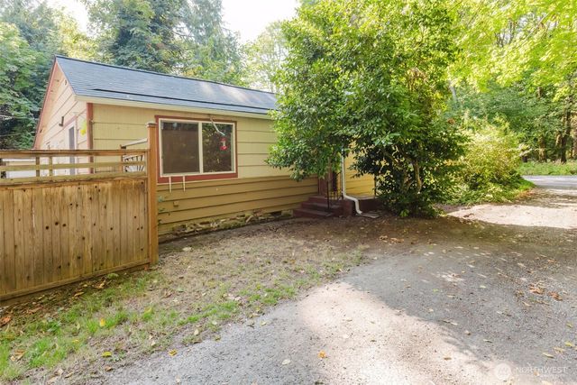 2673 Harold Drive SE, Port Orchard, WA 98366