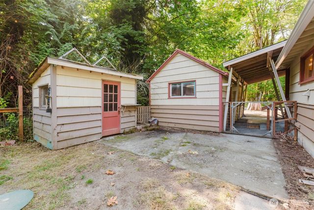 2673 Harold Drive SE, Port Orchard, WA 98366