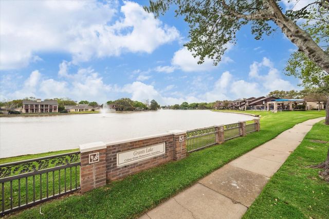 2611 Grants Lake Boulevard 222, Sugar Land, TX 77479