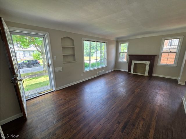 1361 Villa Drive, South Euclid, OH 44121