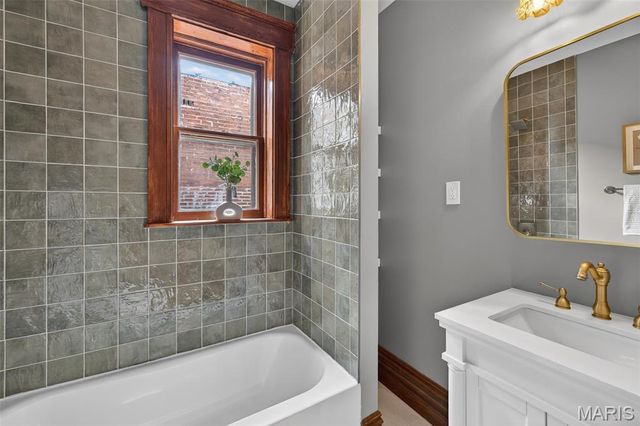 4546 Washington Boulevard, St Louis, MO 63108