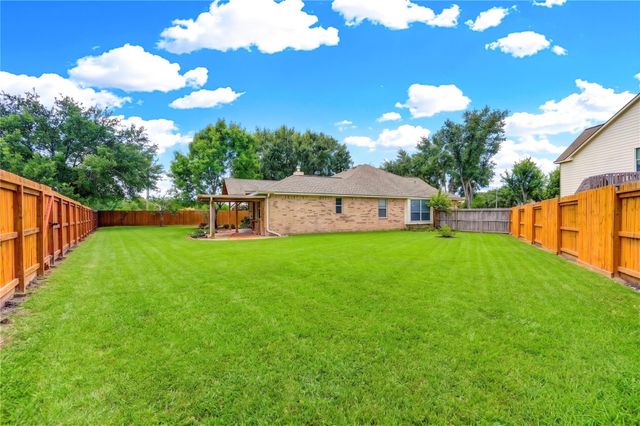 226 Rolling Springs Lane, Dickinson, TX 77539