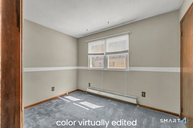 28 Madera Drive, Waterbury, CT 06704