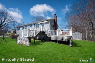 28 Madera Drive, Waterbury, CT 06704