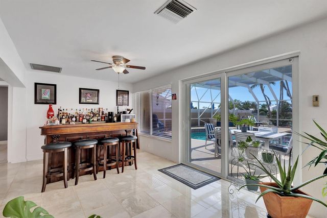 2354 Saratoga Bay Drive, West Palm Beach, FL 33409