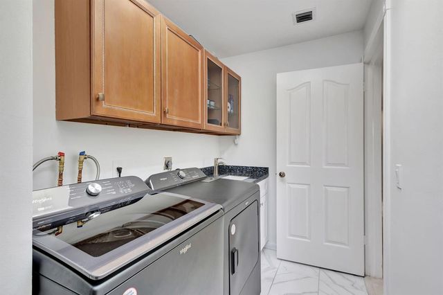 2354 Saratoga Bay Drive, West Palm Beach, FL 33409