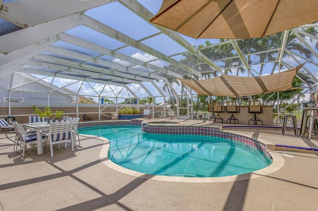 2354 Saratoga Bay Drive, West Palm Beach, FL 33409
