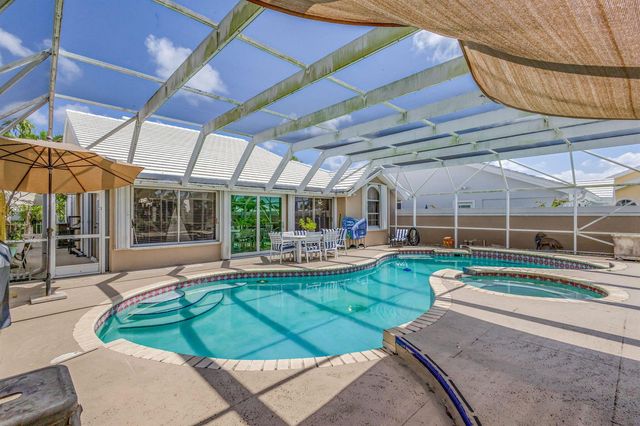2354 Saratoga Bay Drive, West Palm Beach, FL 33409