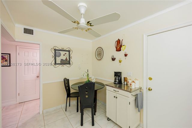 4750 NW 22nd Ct 211, Lauderhill, FL 33313