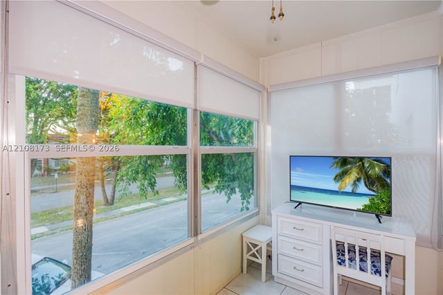 4750 NW 22nd Ct 211, Lauderhill, FL 33313