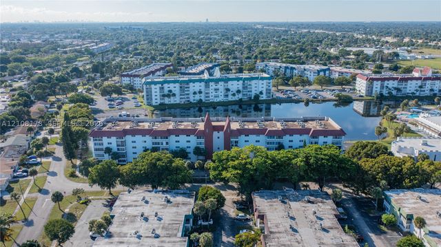 4750 NW 22nd Ct 211, Lauderhill, FL 33313