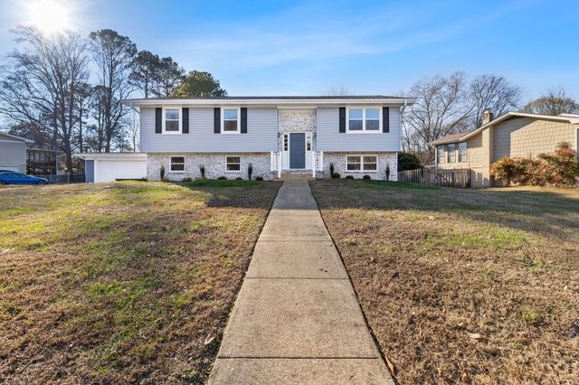 6933 Love Lane, Hixson, TN 37343