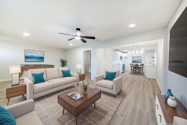 1414 Burleson, San Antonio, TX 78202