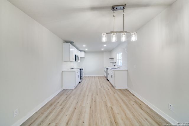 1414 Burleson, San Antonio, TX 78202