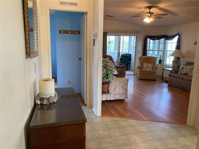 701 RIVERVIEW CIRCLE, North Port, FL 34287