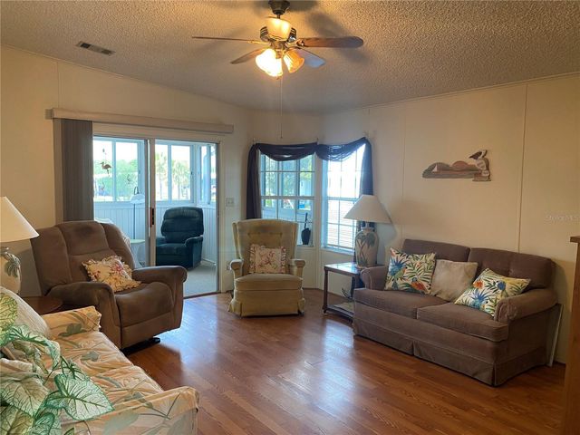 701 RIVERVIEW CIRCLE, North Port, FL 34287