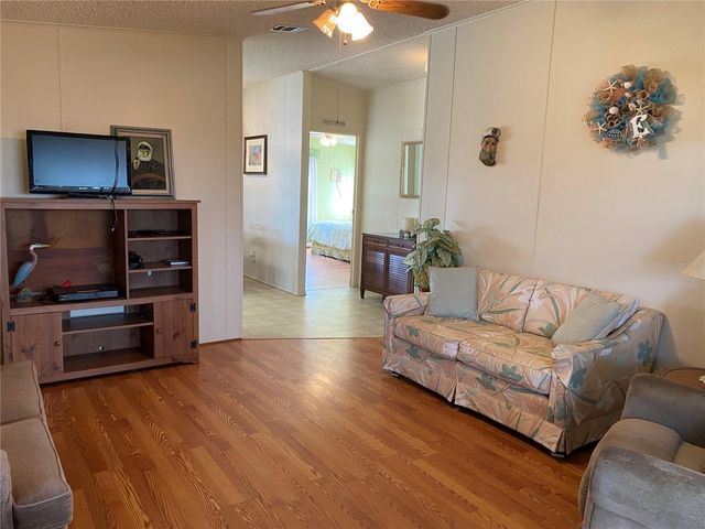 701 RIVERVIEW CIRCLE, North Port, FL 34287