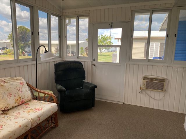 701 RIVERVIEW CIRCLE, North Port, FL 34287