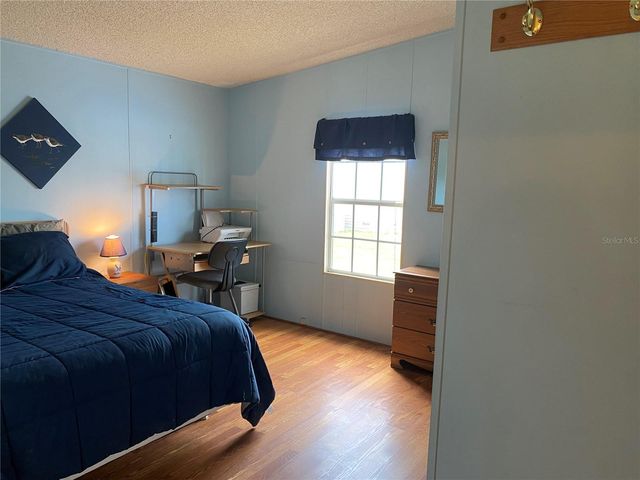 701 RIVERVIEW CIRCLE, North Port, FL 34287