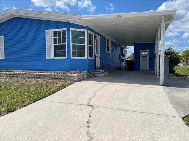 701 RIVERVIEW CIRCLE, North Port, FL 34287