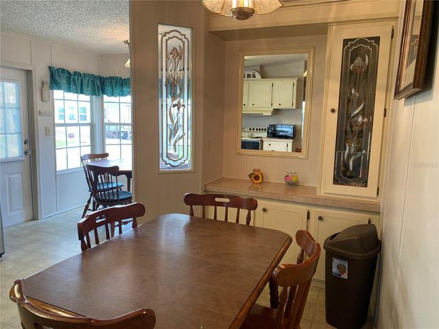 701 RIVERVIEW CIRCLE, North Port, FL 34287