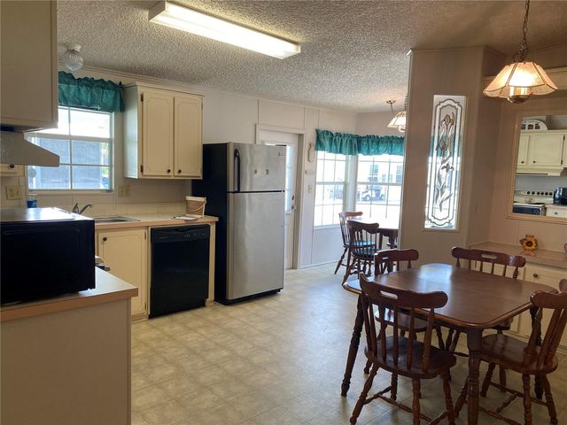 701 RIVERVIEW CIRCLE, North Port, FL 34287