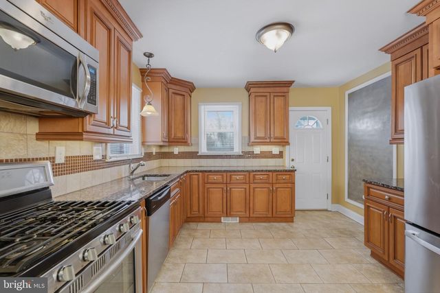 412 DELAWARE AVE, Wilmington, DE 19803