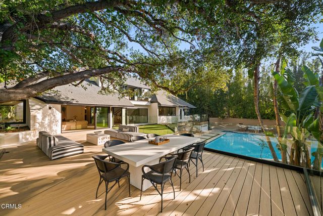 9617 Oak Pass Road, Beverly Hills, CA 90210