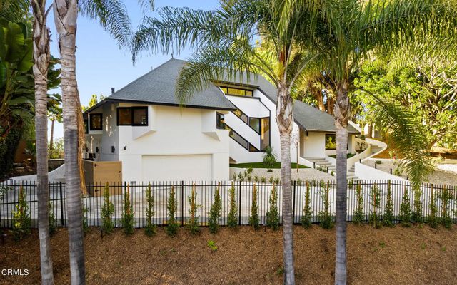 9617 Oak Pass Road, Beverly Hills, CA 90210