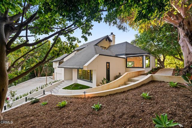 9617 Oak Pass Road, Beverly Hills, CA 90210