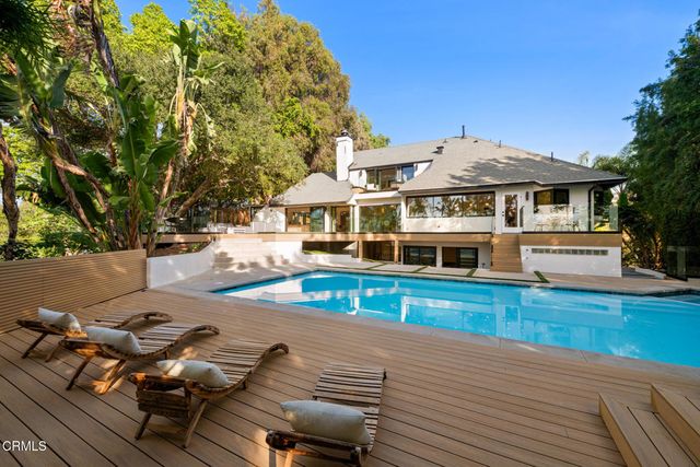 9617 Oak Pass Road, Beverly Hills, CA 90210