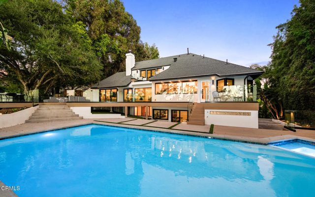 9617 Oak Pass Road, Beverly Hills, CA 90210