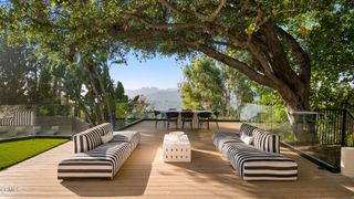 9617 Oak Pass Road, Beverly Hills, CA 90210