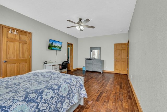700 Falls Rd, Monterey, TN 38574